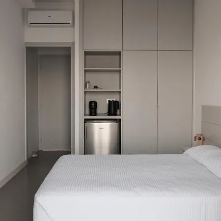 Lela's 卡德哈米利